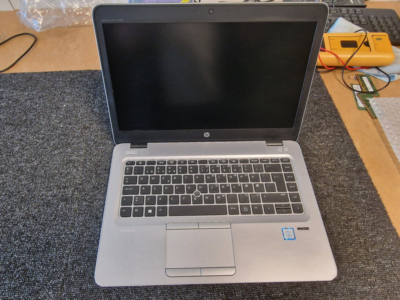 HP Elitebook 840 G3 i5-6200U 8/256-2