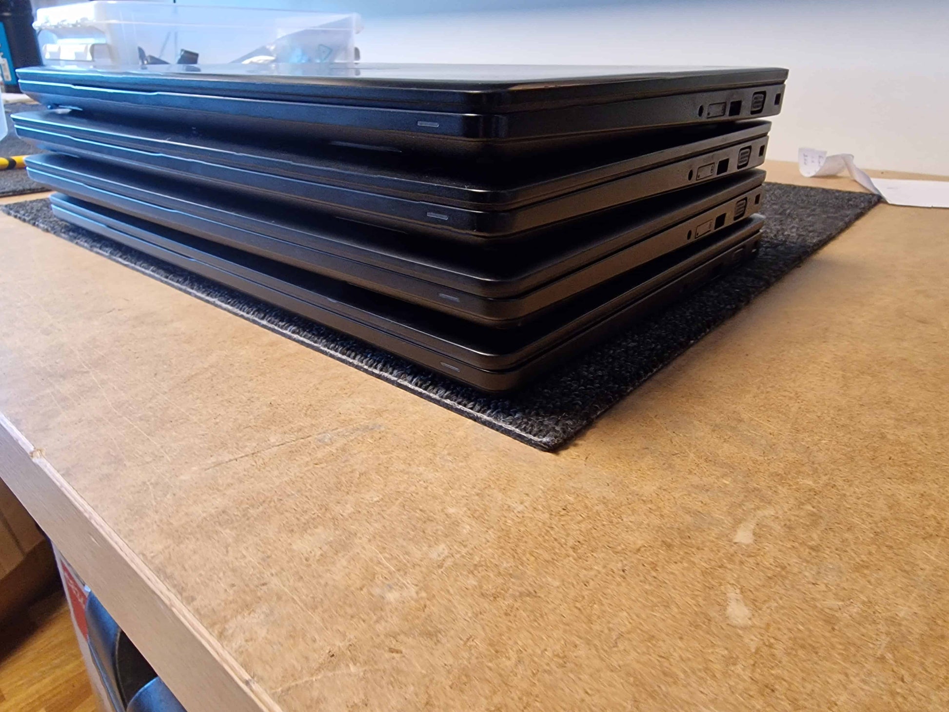 Dell Latitude 5580 – i5-6300U 8/256 B-Grade – KUPP!-3