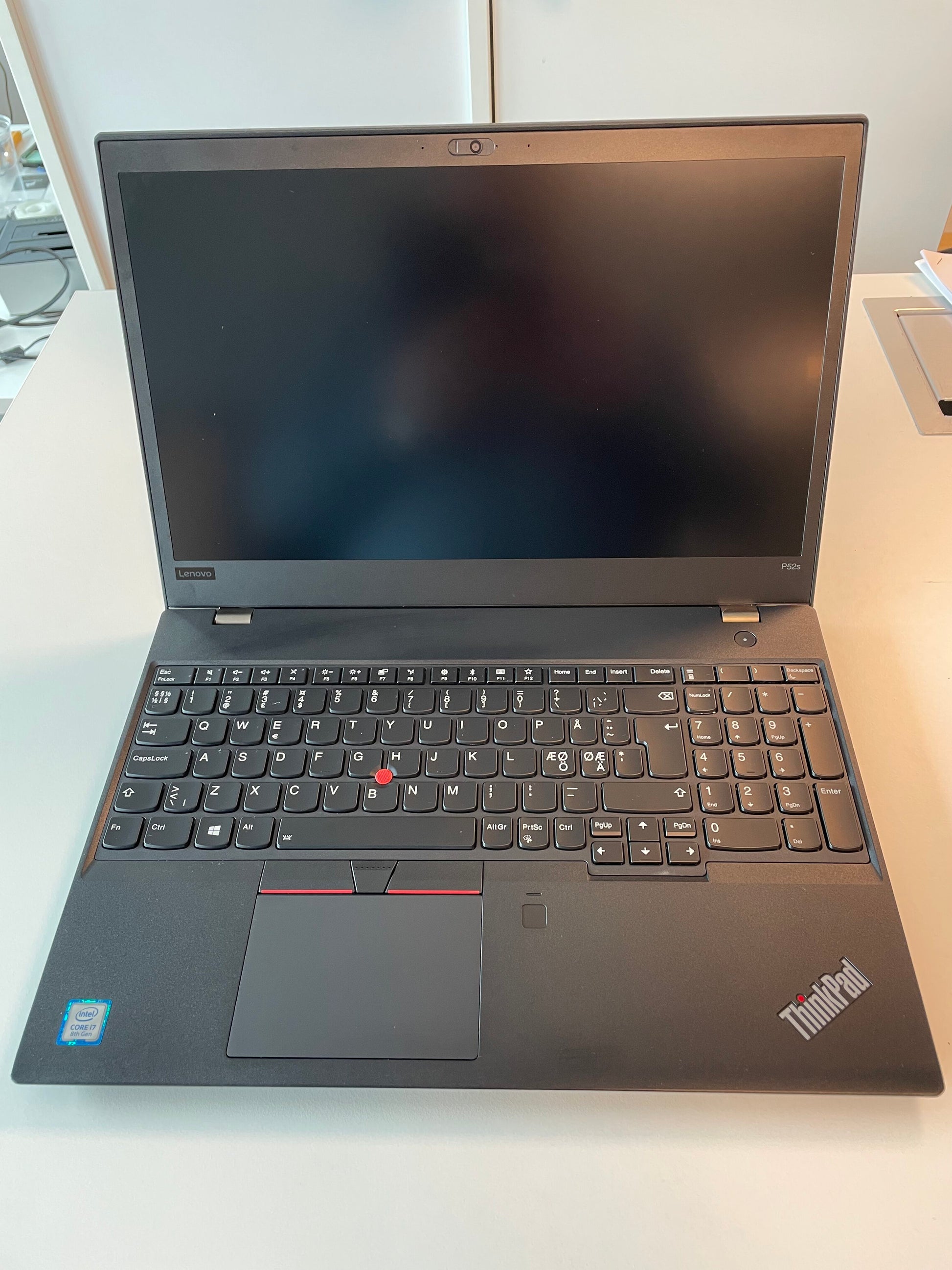 Lenovo ThinkPad P52s i7 16 GB 256 SSD Windows 11 Workstation-1