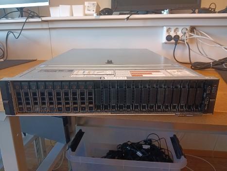 Dell PowerEdge R740xd – 2x Xeon Gold 6148, 640GB RAM, 8x800GB NVMe (3 års garanti)-4