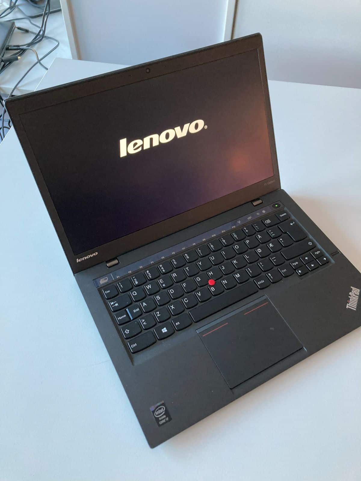 Lenovo Thinkpad X1 Carbon G2 8/256 i7 4G Linux-3