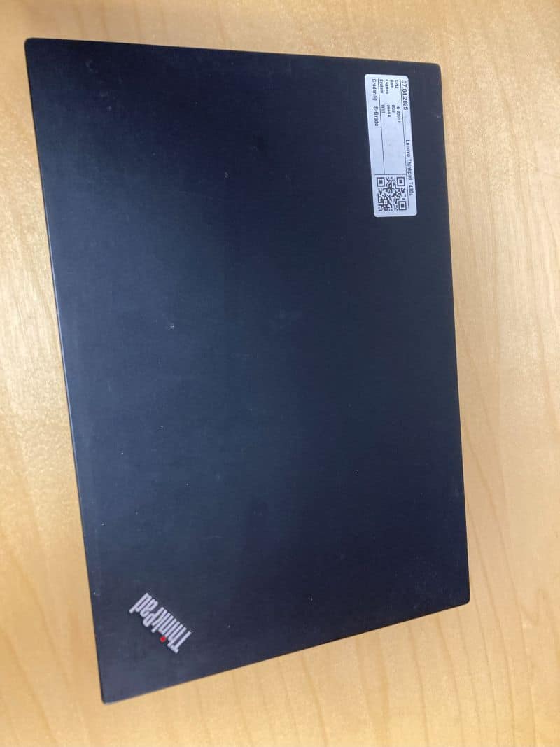 Lenovo Thinkpad T490s I5-8265U 8/256GB Linux Mint