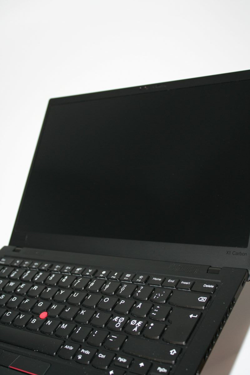 Lenovo Thinkpad X1 Carbon G7 i7-8665U 16/512 B-Grade-2